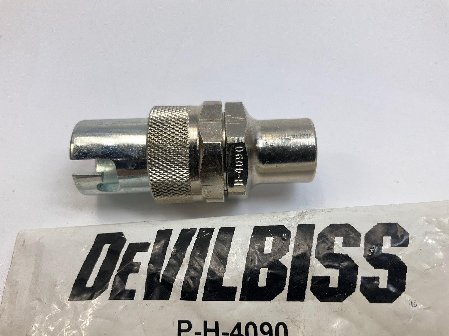 DeVilbiss P-H-4090 1/4'' Quick Disconnect Hose Connector Coupler Fitting