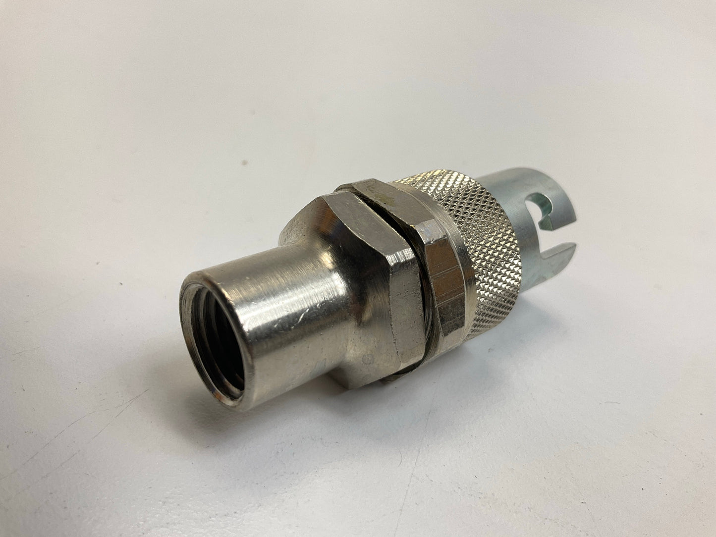 DeVilbiss P-H-4090 1/4'' Quick Disconnect Hose Connector Coupler Fitting