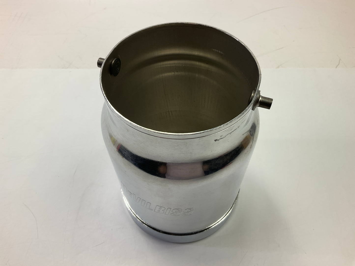 OPEN BOX - SEE PHOTOS DeVilbiss TGC545 TGC Suction Feed Spray Gun Cup, Aluminum