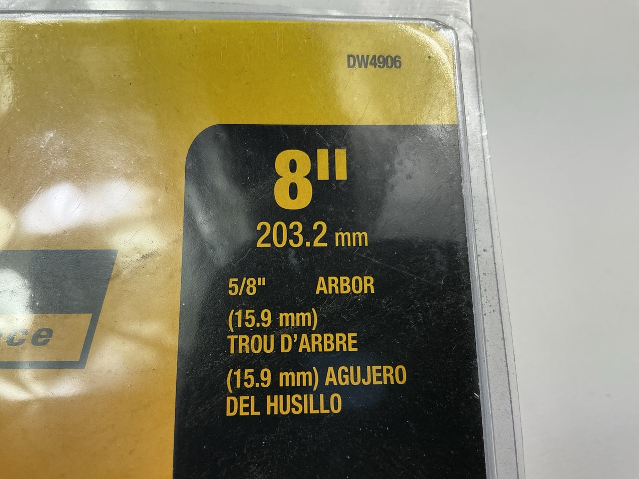DEWALT DW4906 8'' Wire Wheel Bench Grinder, Crimped Wire 0.014'' Wire, 5/8'' Arbor