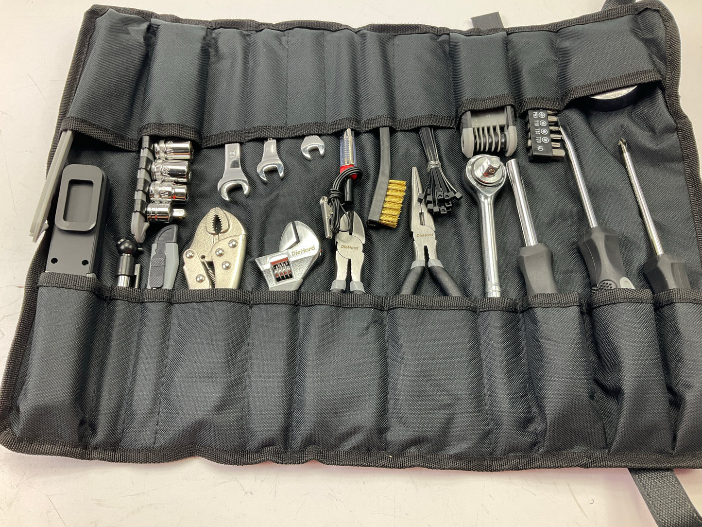 Diehard DH50128 72-Piece Roadside Emergency Tool Kit With Portable Tote