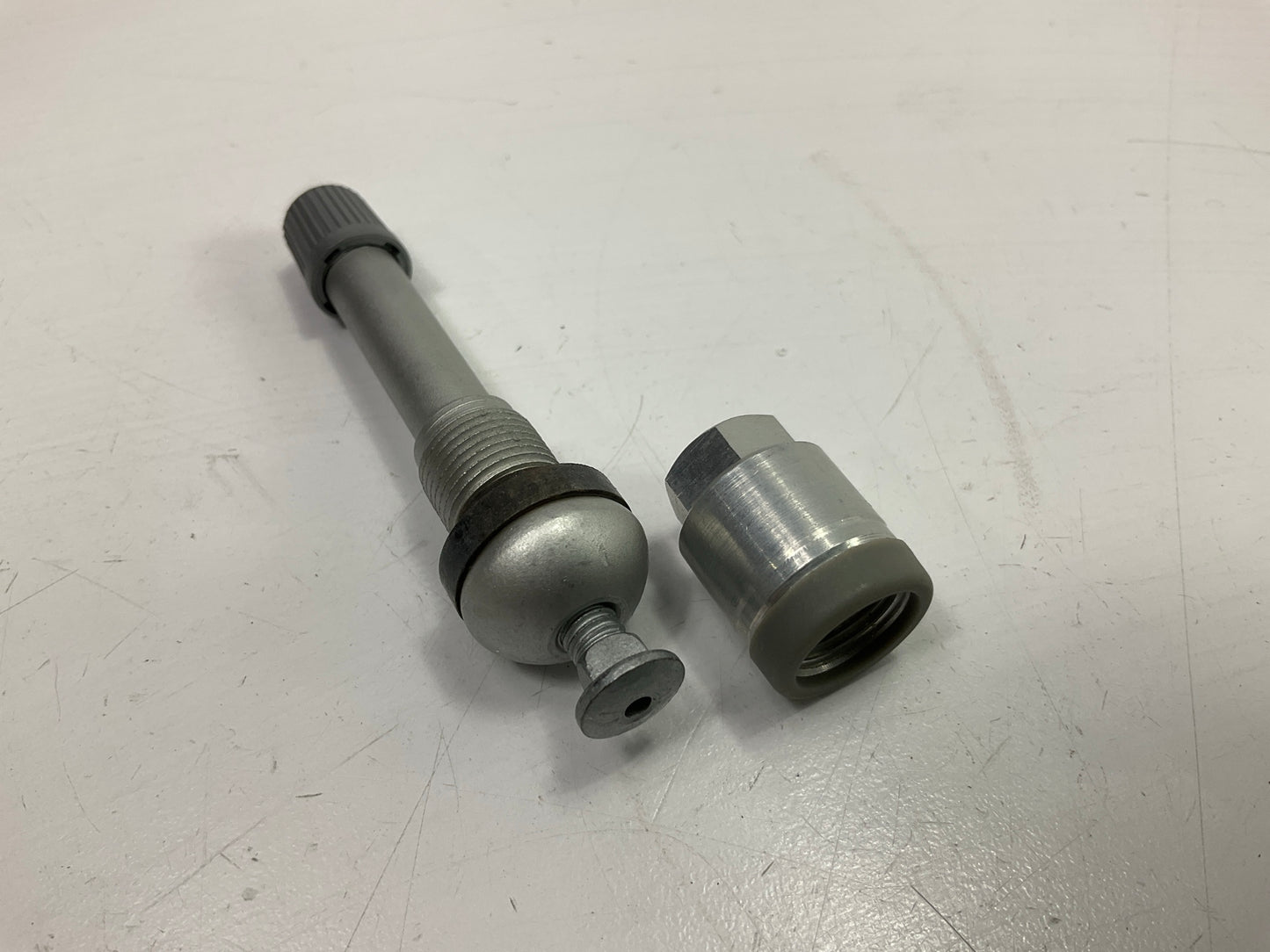 (4) Dill 1097K TPMS Valve Stem Kits