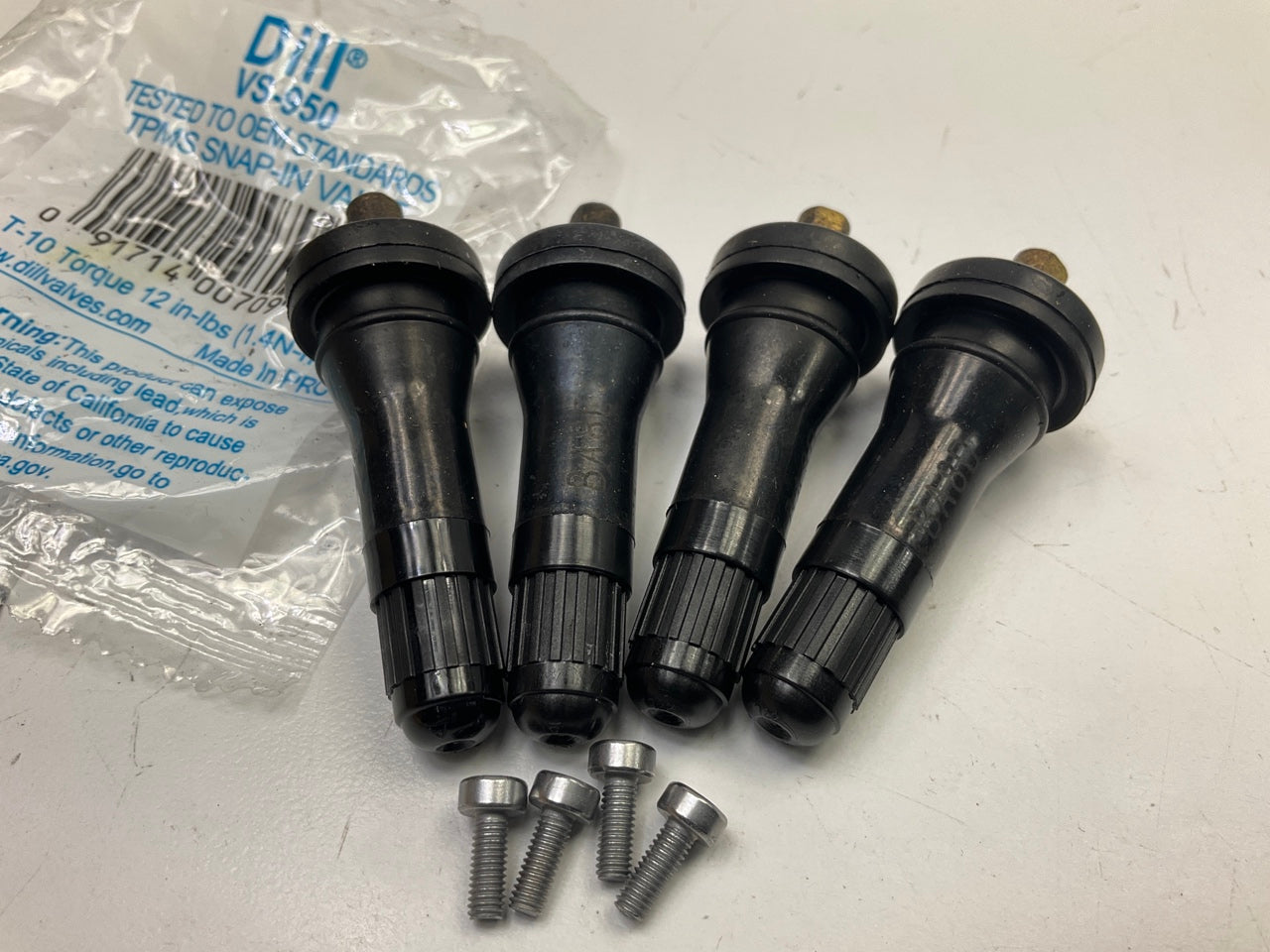 (4) Dill VS-950 TPMS Rubber Snap In Valve Stem