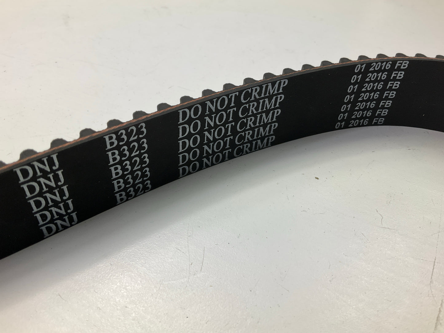 DNJ TB526B Engine Timing Belt