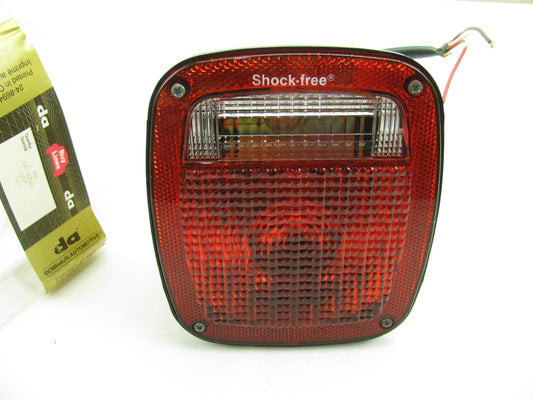 Dominion 60-6242 Stop, Turn & Tail Light Assemblies With License Plate Light