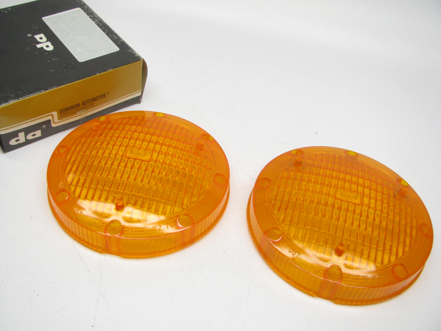 (2) Dominion 73-1924 7'' AMBER TURN SIGNAL Lenses TRUCK / BUS