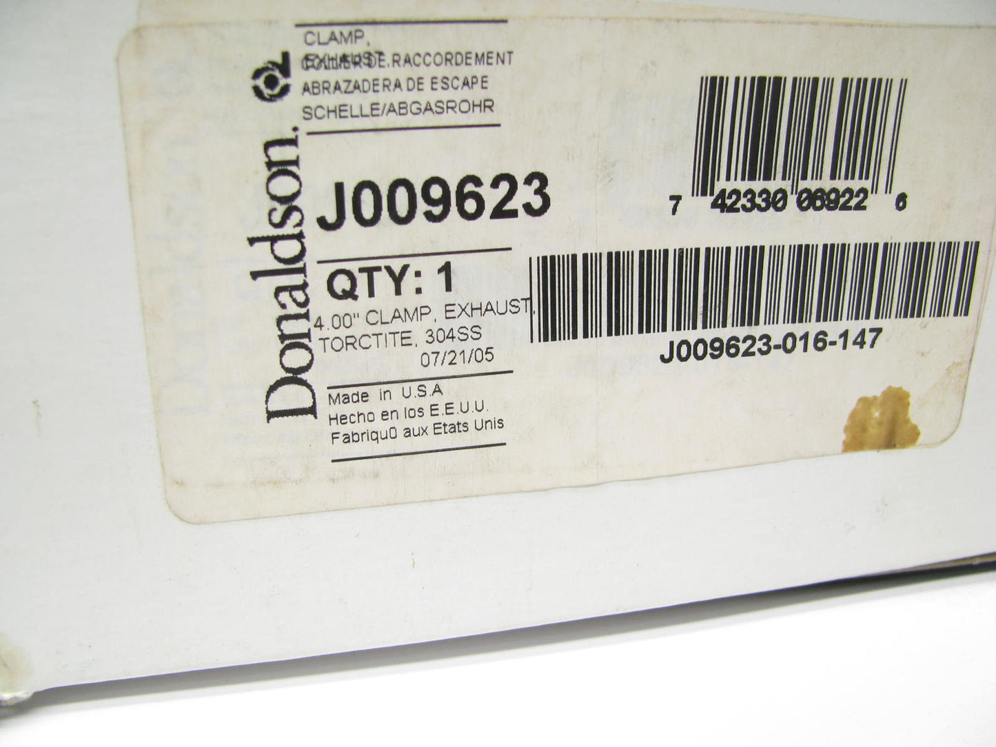Donaldson J009623 TorcTite 4'' / 102 Mm Stainless Steel Exhaust Clamp