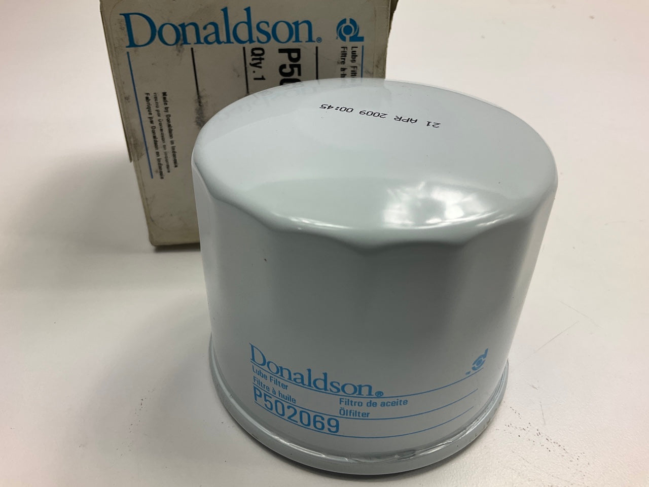 Donaldson P502069 Oil Filter 1520801B01 ,1520801B02 ,1520801B0B ,1520801B10