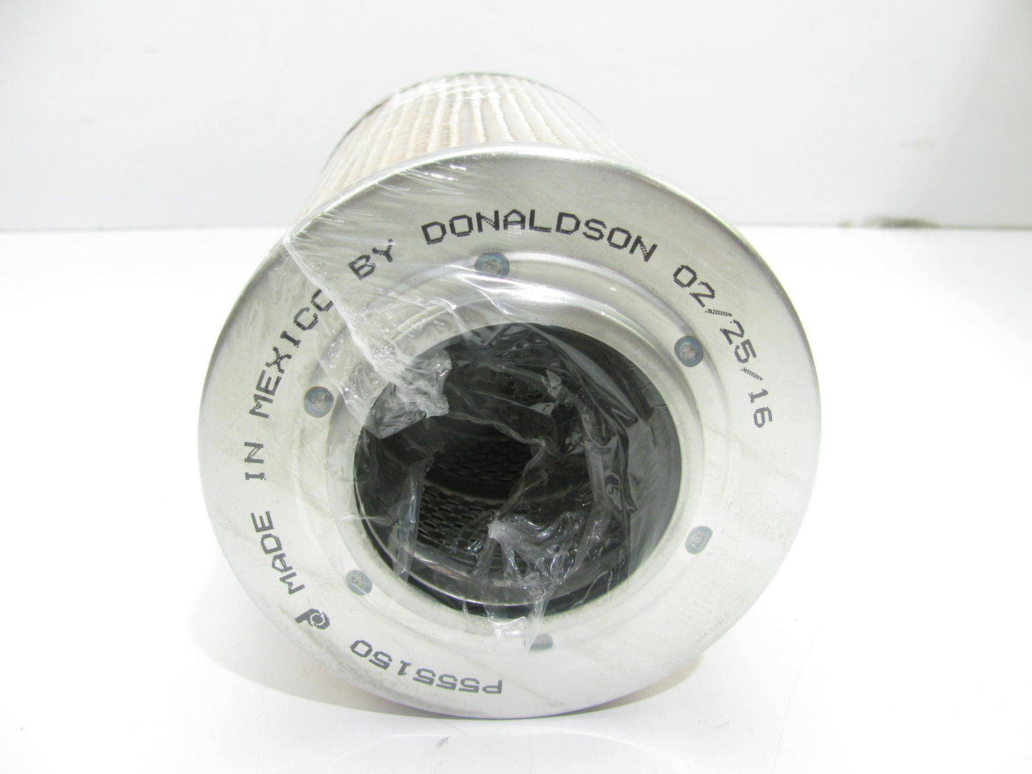 Donaldson P555150 Oil Filter Replaces C1681 H46000 51635 AT71582 HF767 LF759