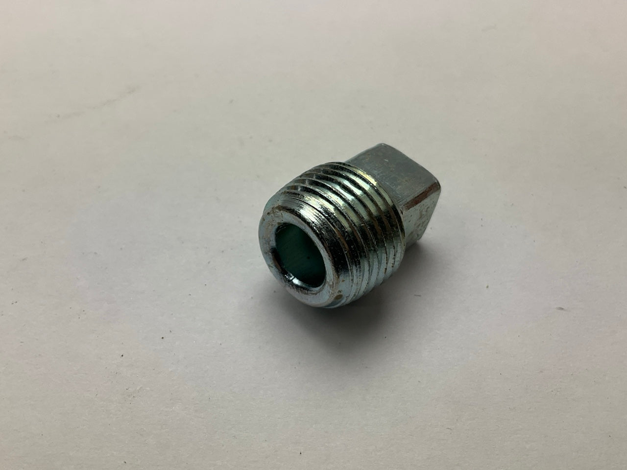 (5) Dorman 090-001 Pipe Plug Square 3/8-18 NPT, Head Size 7/16''
