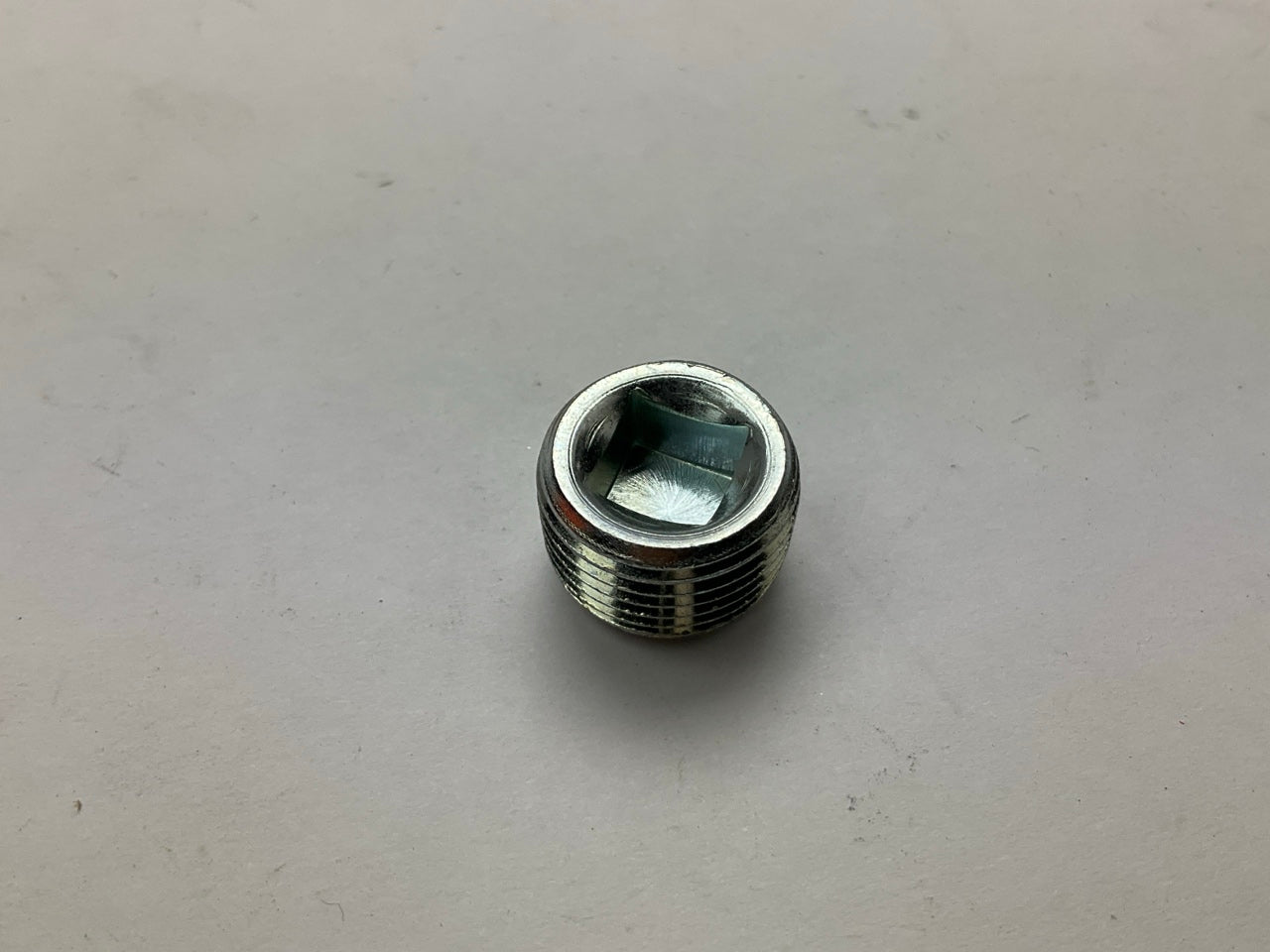 (5) Dorman 090-019 Pipe Plug C.S. Square 3/8-18 NPT, Head Size 5/16''
