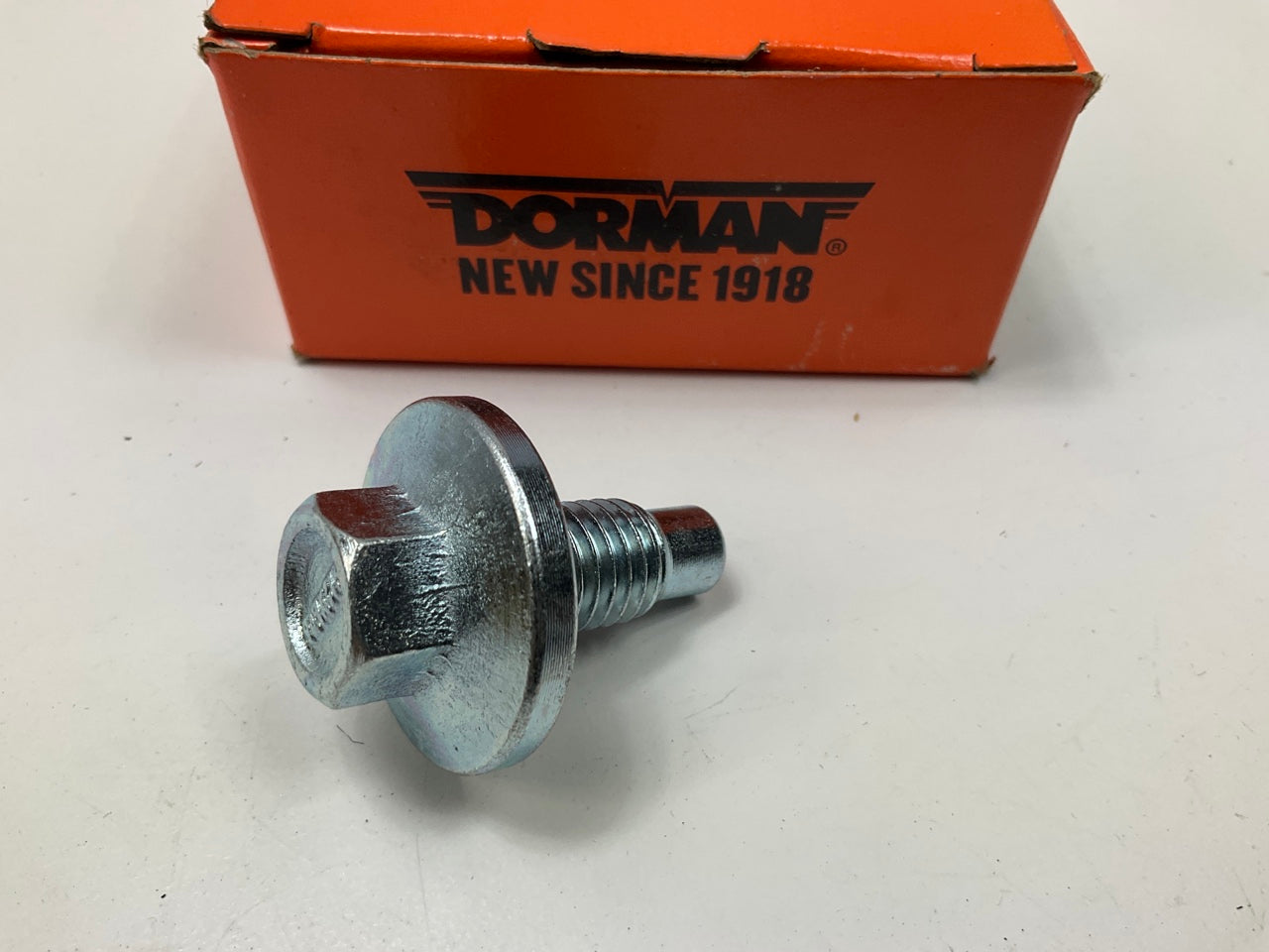 Dorman 090-079 Engine Oil Drain Plug Pilot Point  M12-1.75 , Head Size 15mm