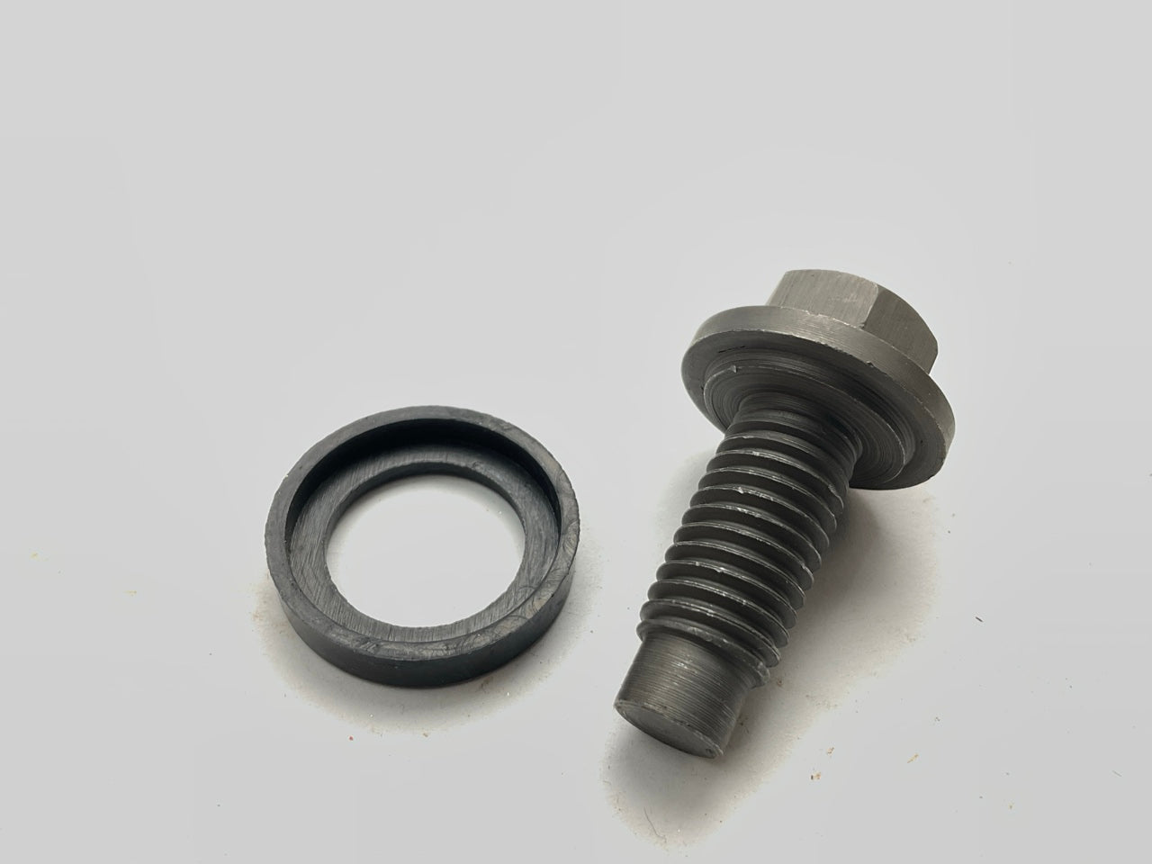 (5) Dorman 090-153 Oil Drain Plugs, M12 X 1.75 Thread