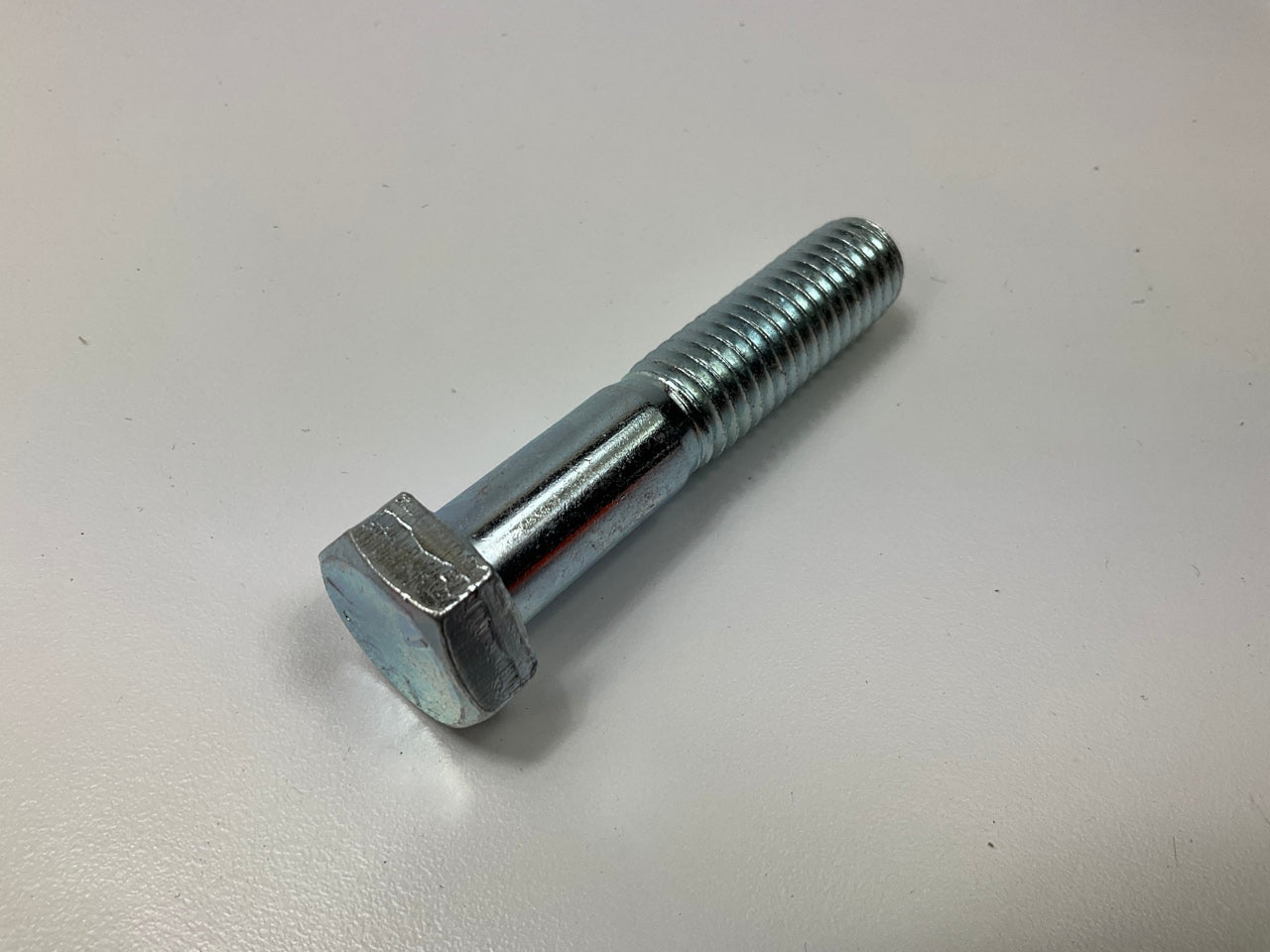 Dorman 170-425 Grade 5 1/2-13x 2-1/2'' Hex Head Cap Screw Bolts - 50 / PACK