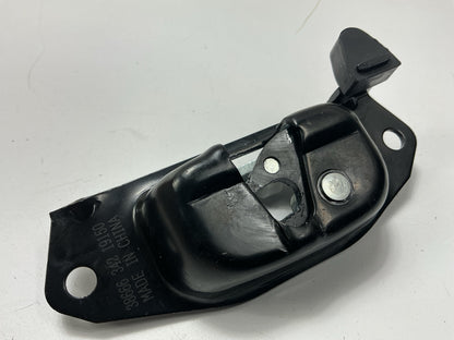 Dorman 38666 Tailgate Latch