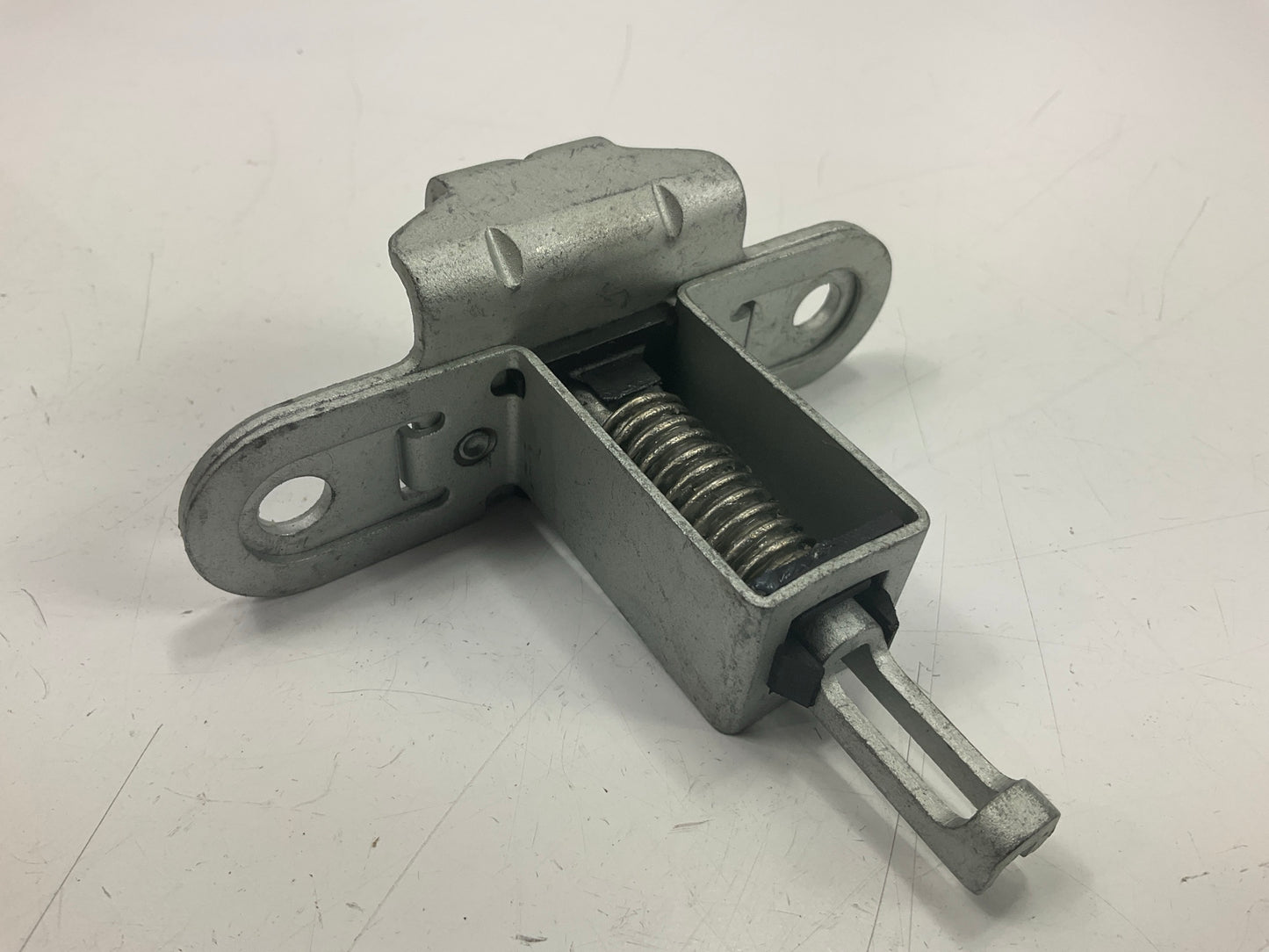 MISSING BOLTS - Dorman 38670 Tailgate Latch For 1993-2011 Ford Ranger