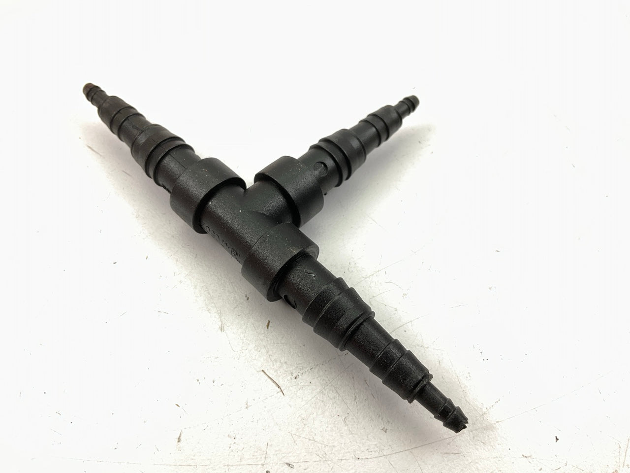9 Pcs - Dorman 493-011 1/8'' Or 1/4'' Or 3/8'' Hard Vacuum Tubing Tee Connectors