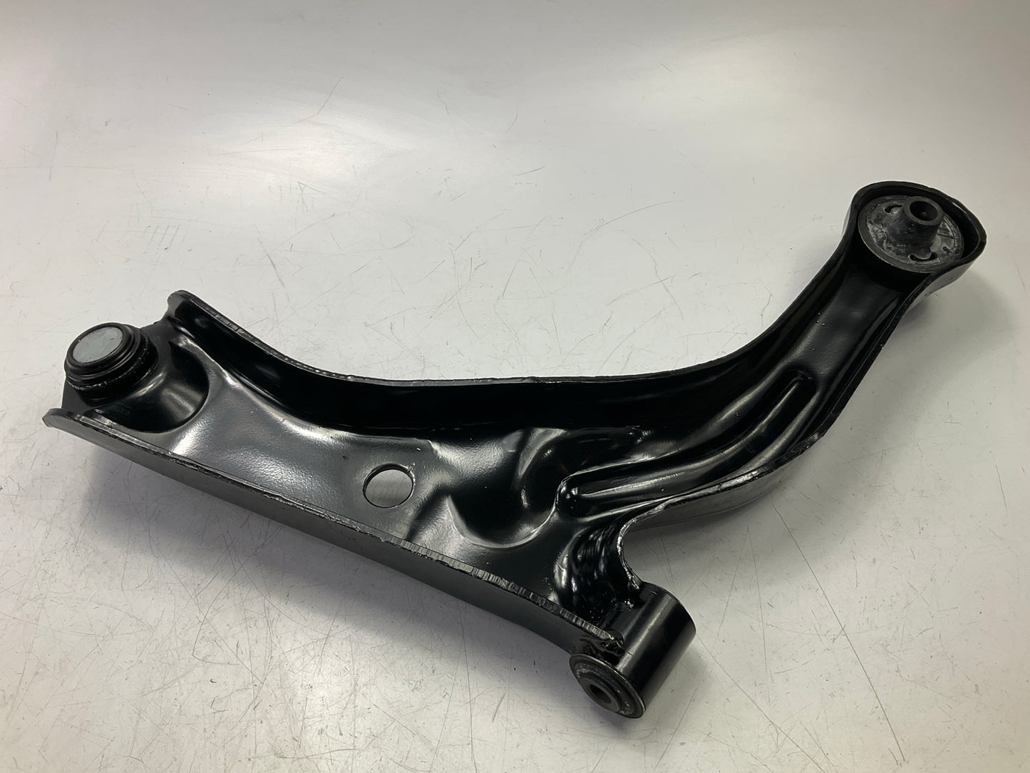 Dorman 520-283 Front Left Lower Control Arm 01-04 Escape, Tribute