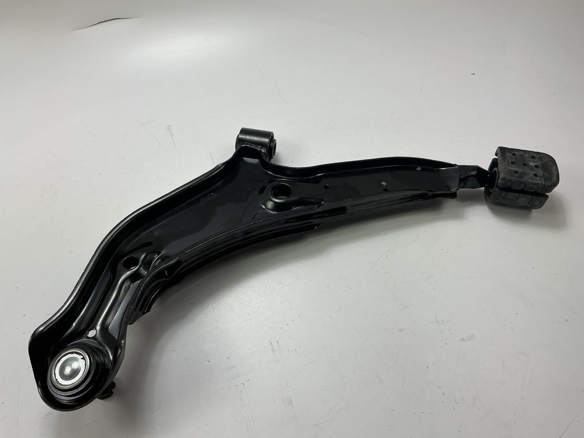 Dorman 520-540 Front Right Lower Control Arm And Ball Joint 1998-2001 Altima