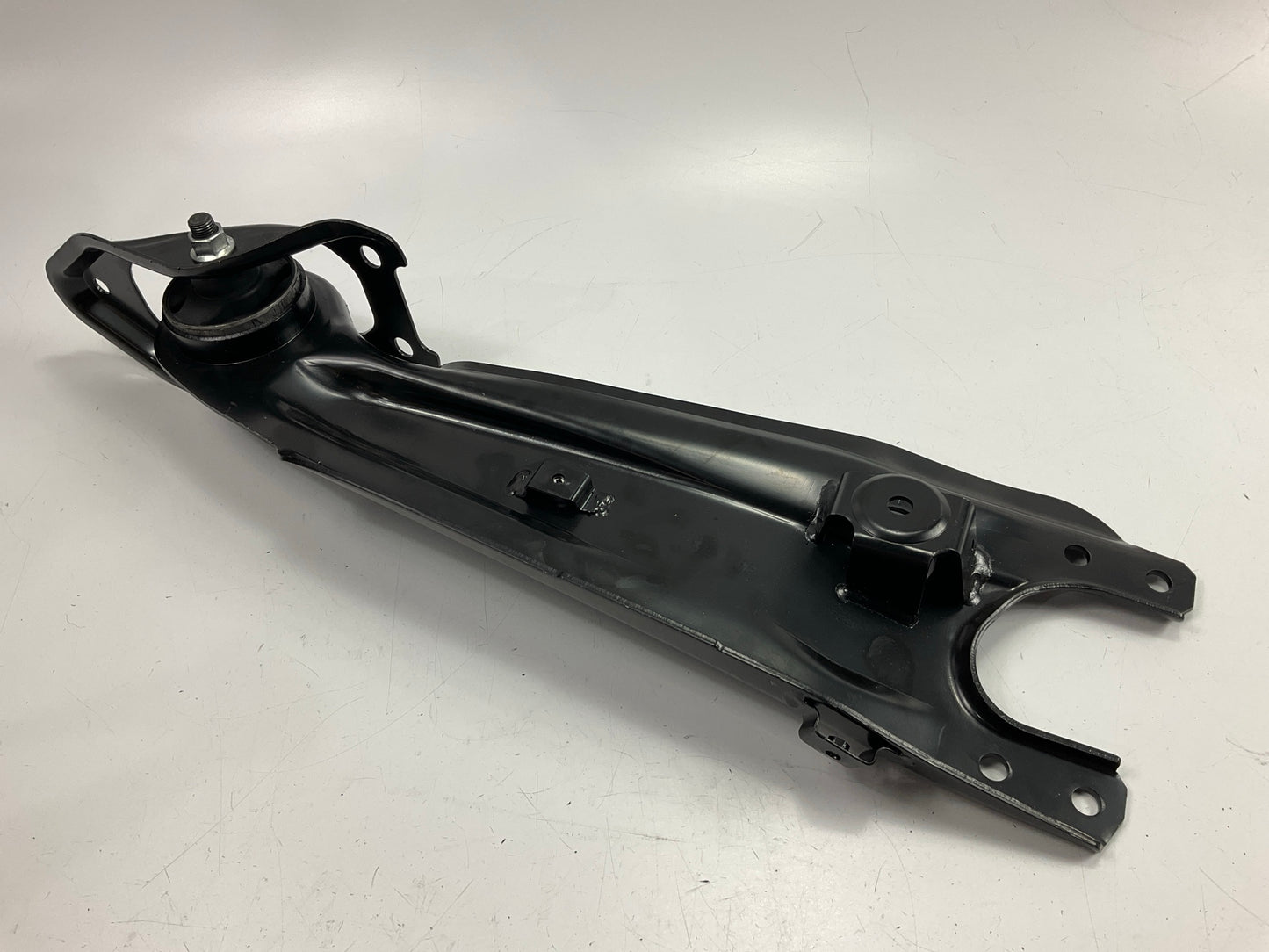 Dorman 524-670 Rear Right Suspension Trailing Arm 07-08 Entourage 06-14 Sedona