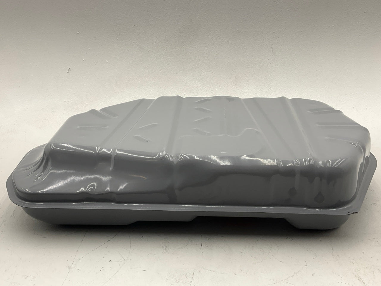 DENTED Dorman 576-177 Fuel Gas Tank 2000-2005 Taurus 2000-2005 Sable