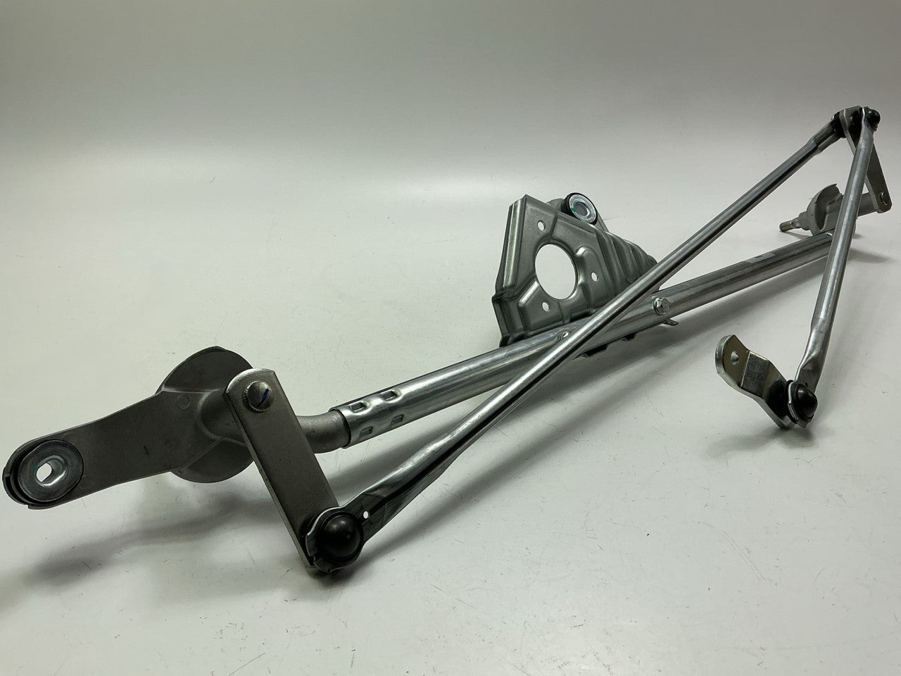 Dorman 602-079 Windshield Wiper Linkage - 2007-2010 Silverado Sierra Pickup
