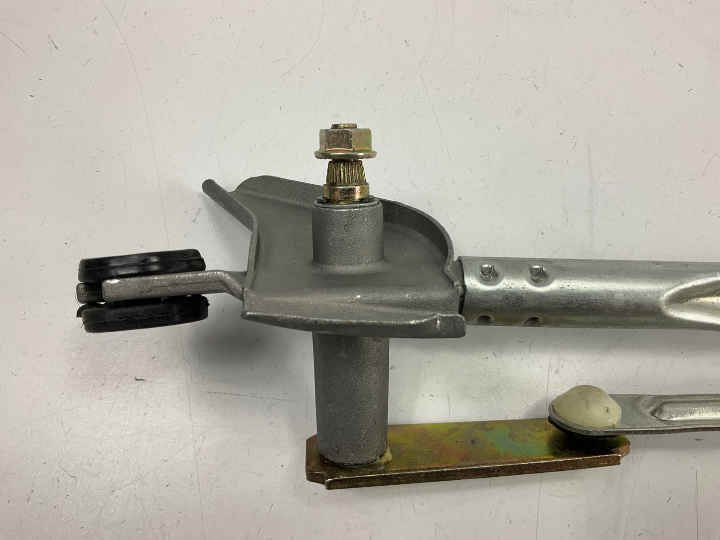 Dorman 602-313 Windshield Wiper Motor Transmission Linkage