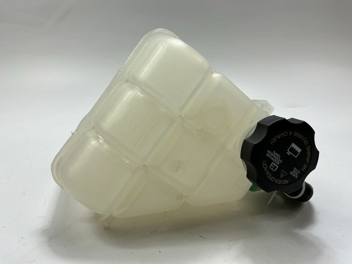 Dorman 603-066 Engine Coolant Reservoir Bottle 2004-2006 Malibu, 2005-2006 G6