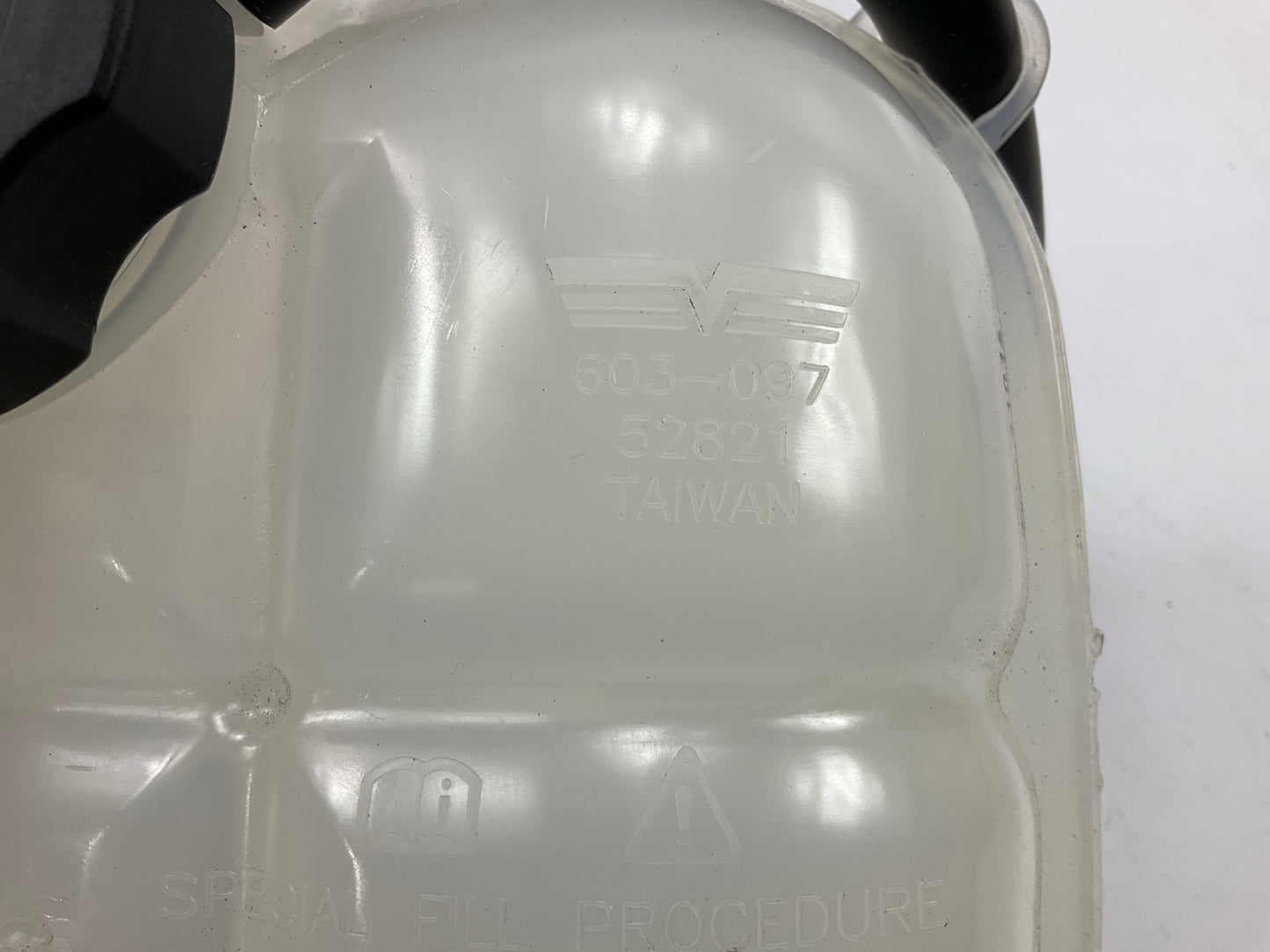 Dorman 603-097 Engine Coolant Reservoir