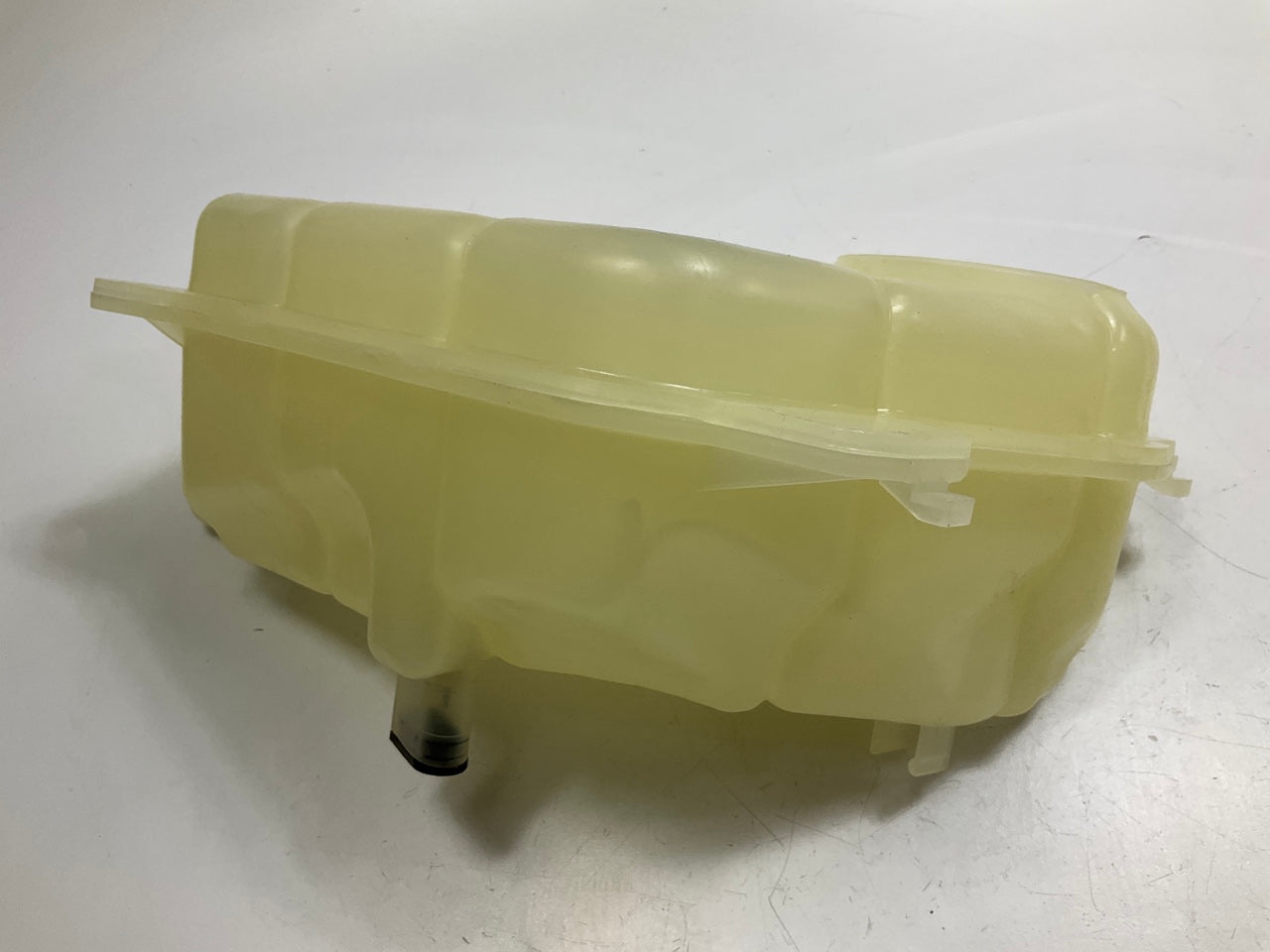 Dorman 603-638 Engine Coolant Overflow Reservoir For 2002-2009 Audi A4
