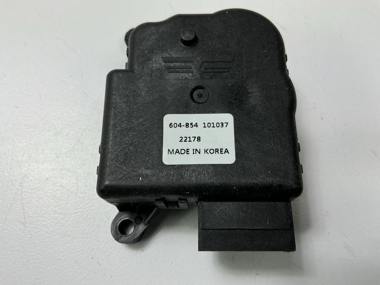 Dorman 604-854 HVAC Blend Door Actuator 12-17 CC, 06-15 Passat, 09-12 Passat CC