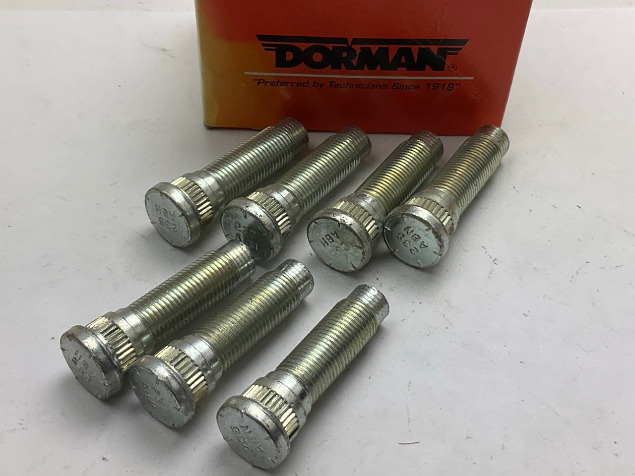 (7) Dorman 610-235 Wheel Lug Studs