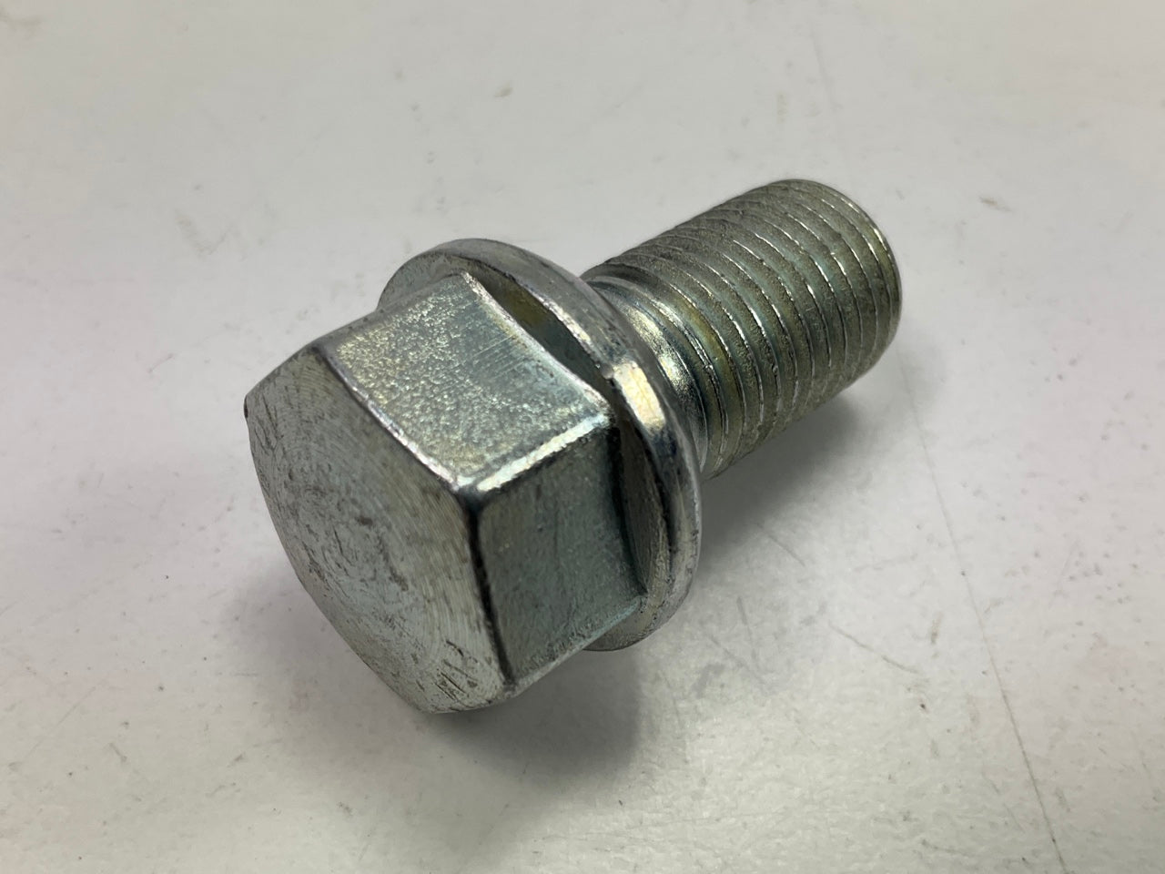 Dorman 610-250 Wheel Lug Bolt