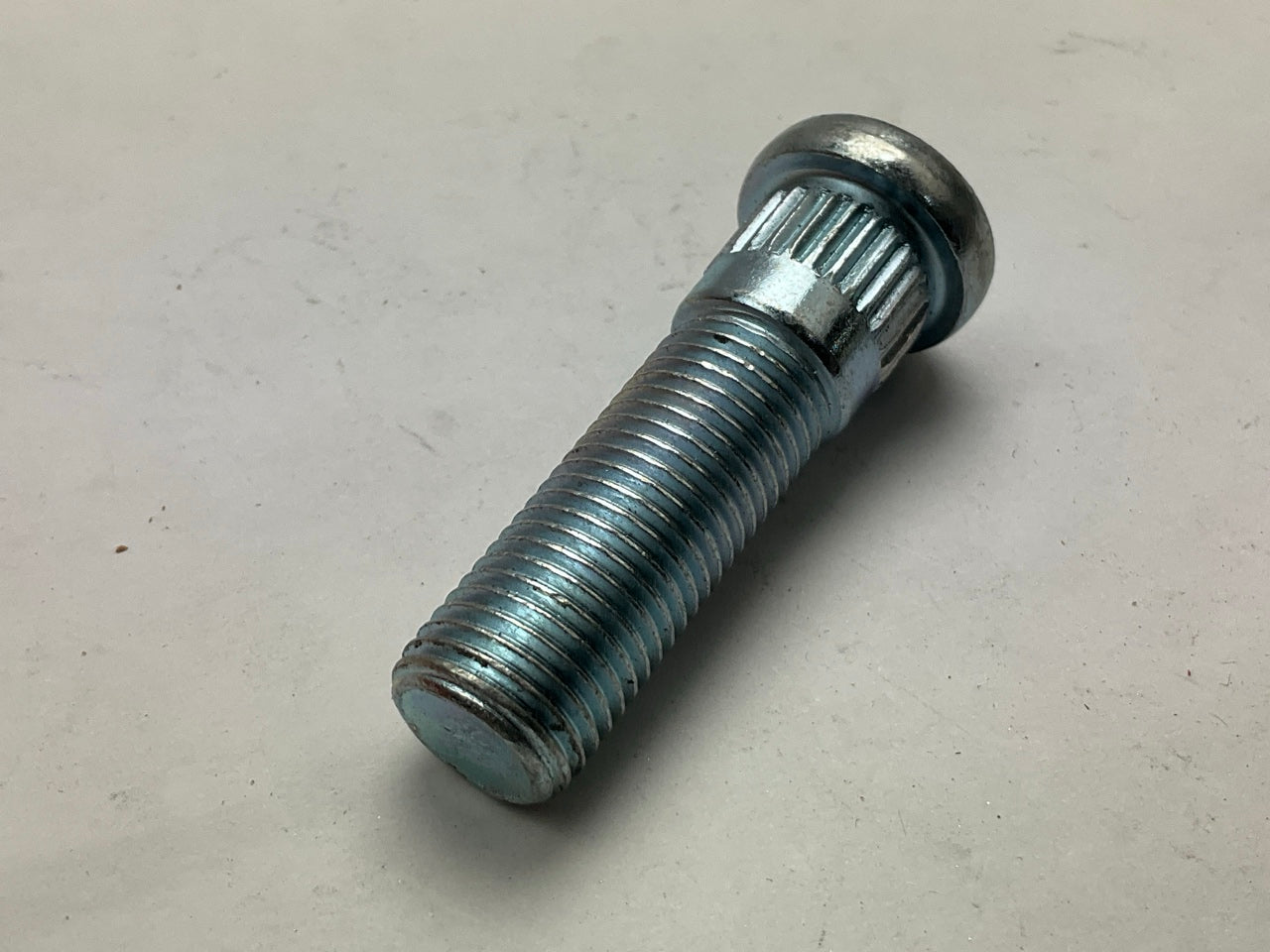 (5) Dorman 610-325 Wheel Lug Studs