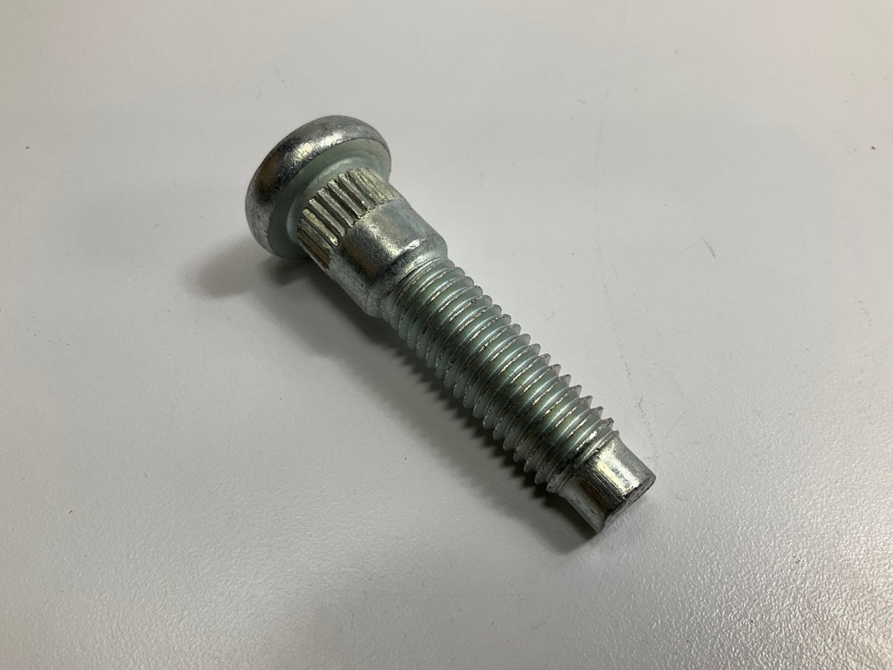 (5) Dorman 610-393 Wheel Lug Studs