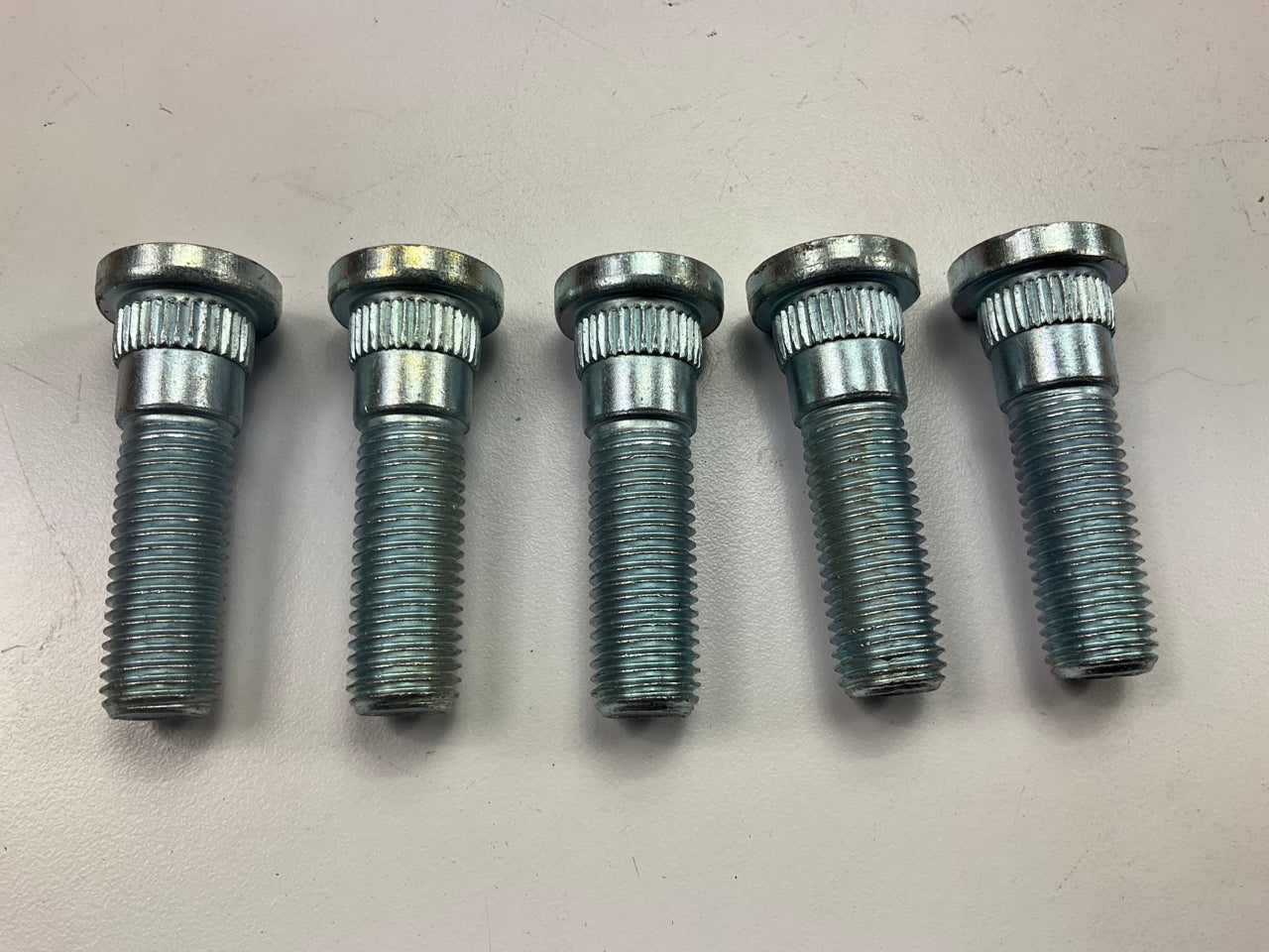 (5) Dorman 610-476 Wheel Stud With Clip Head - 14.60mm Knurl, 44.50mm Length