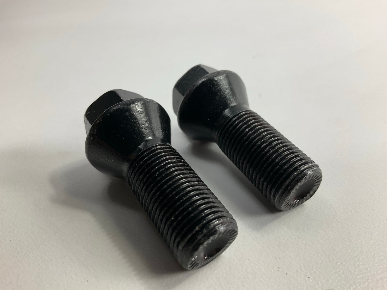 (10) Dorman 610-532 Wheel Lug Bolts