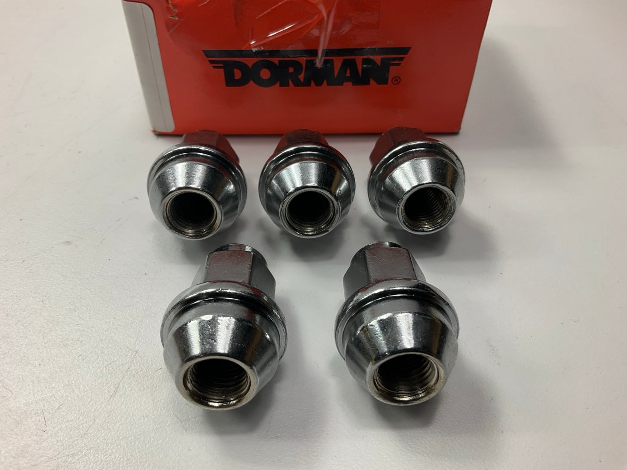 (5) Dorman 611-008 Wheel Lug Nuts