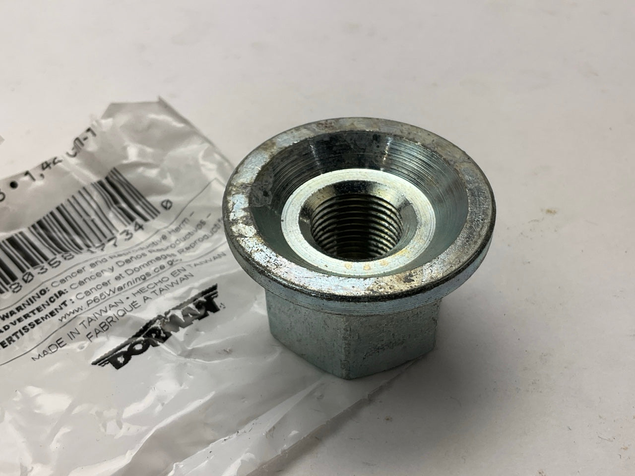 Dorman 611-057 Wheel Lug Nut