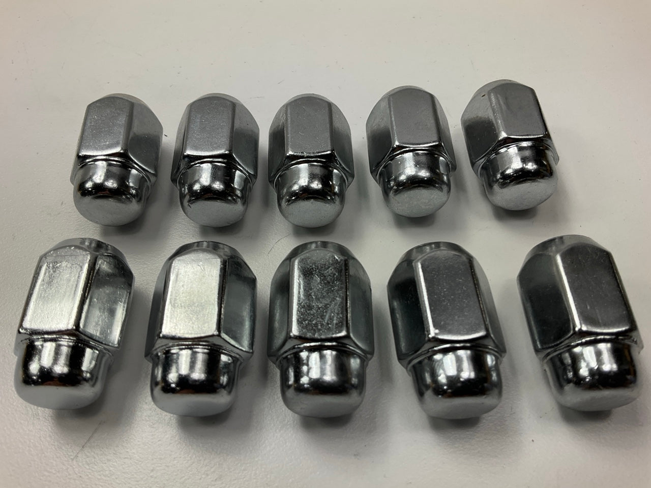 (10) Dorman 611-185 Wheel Lug Nuts