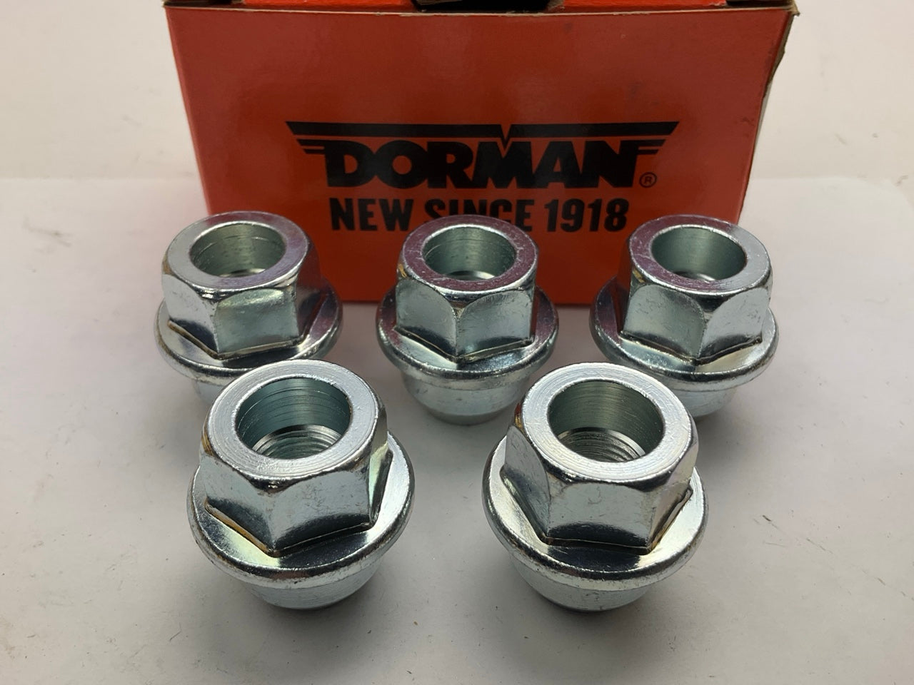(5) Dorman 611-197 Wheel Lug Nuts