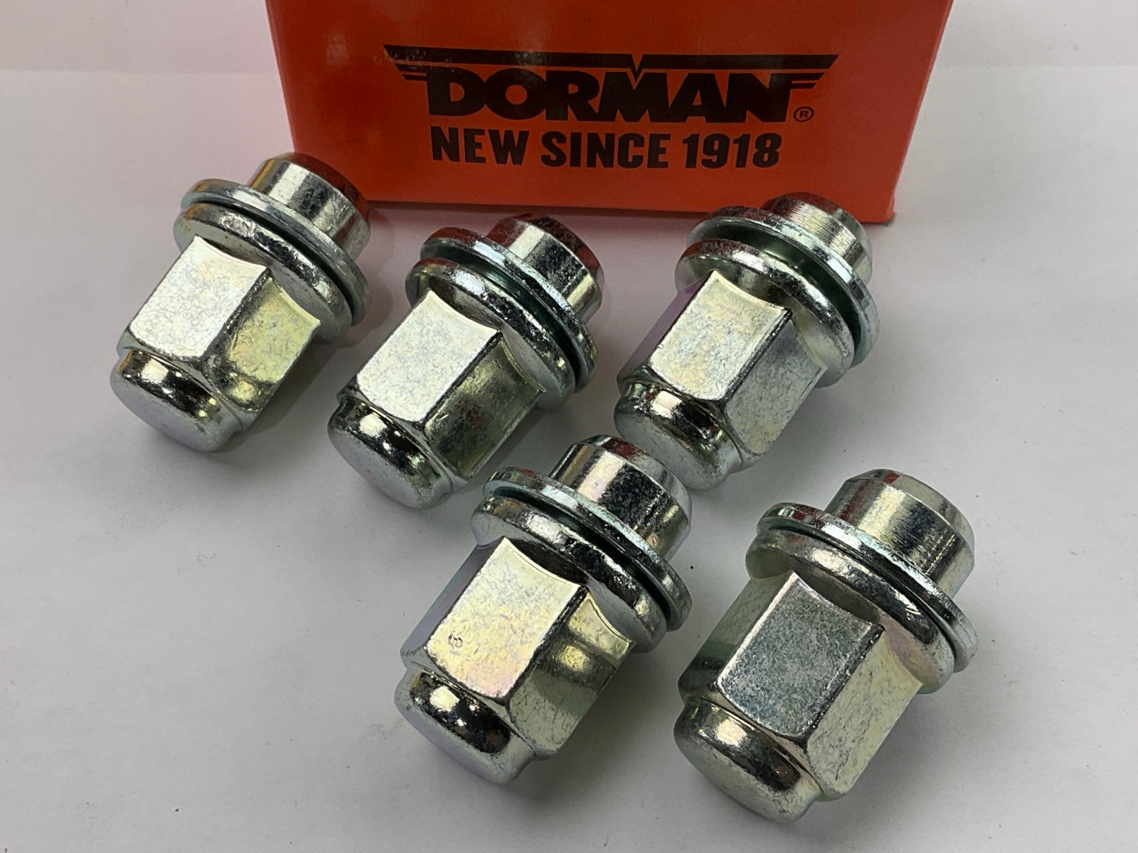 (5) Dorman 611-214 Wheel Lug Nuts