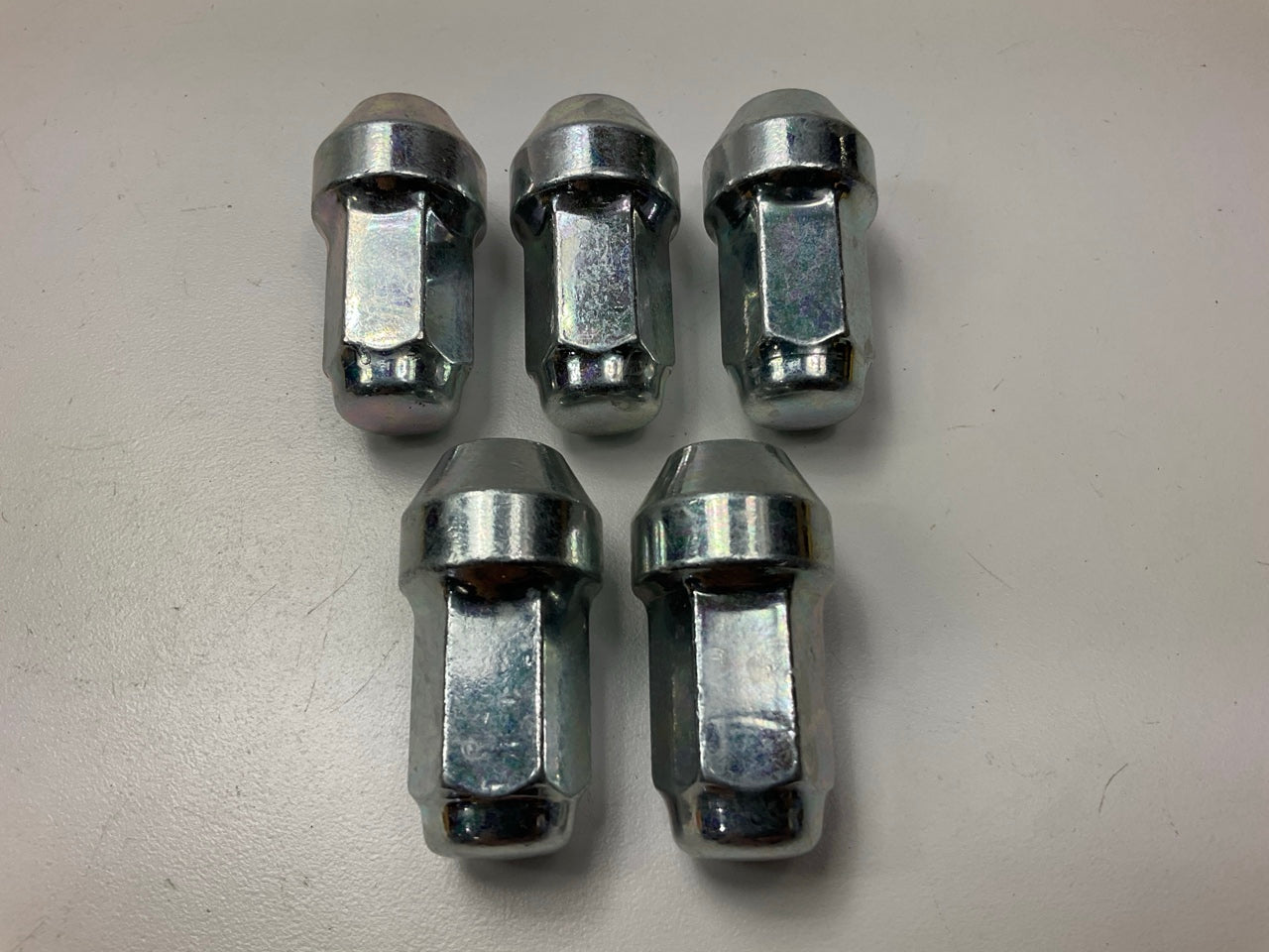 (5) Dorman 611-288 Wheel Lug Nuts