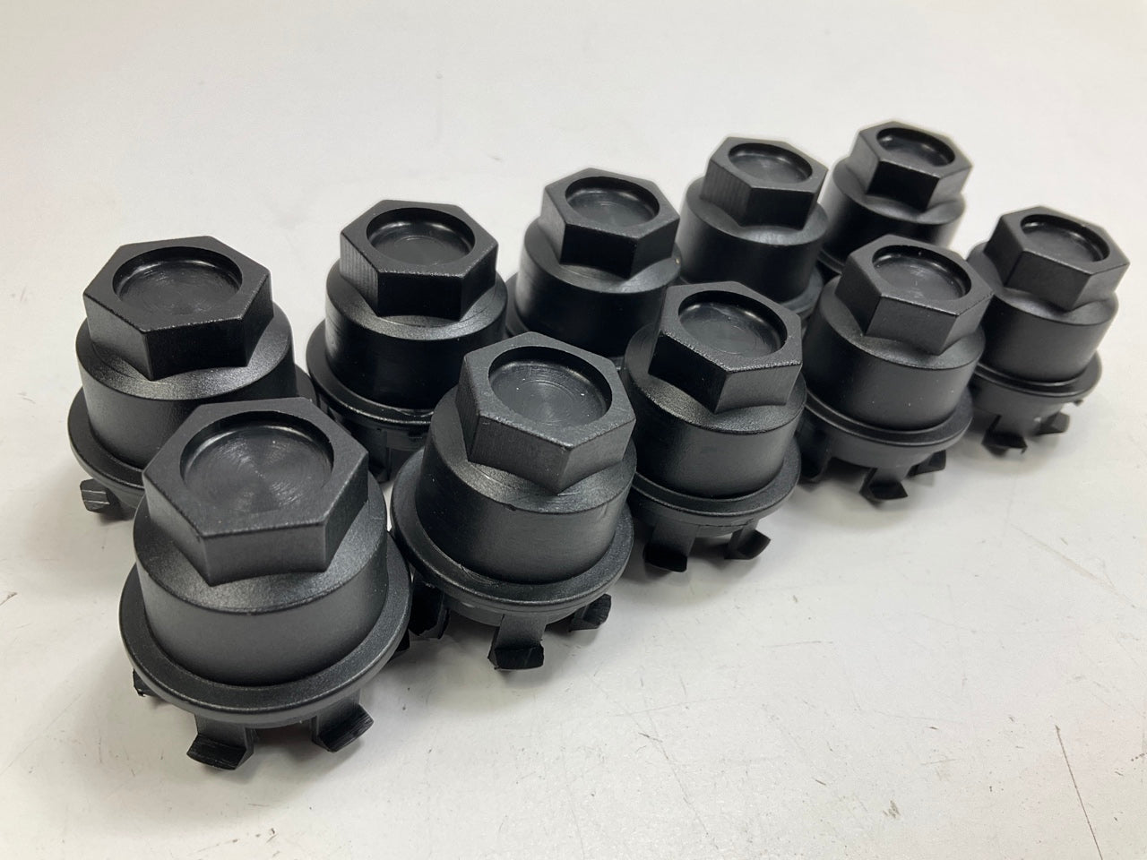 (10) Dorman 611-617 Wheel Lug Nut Cover