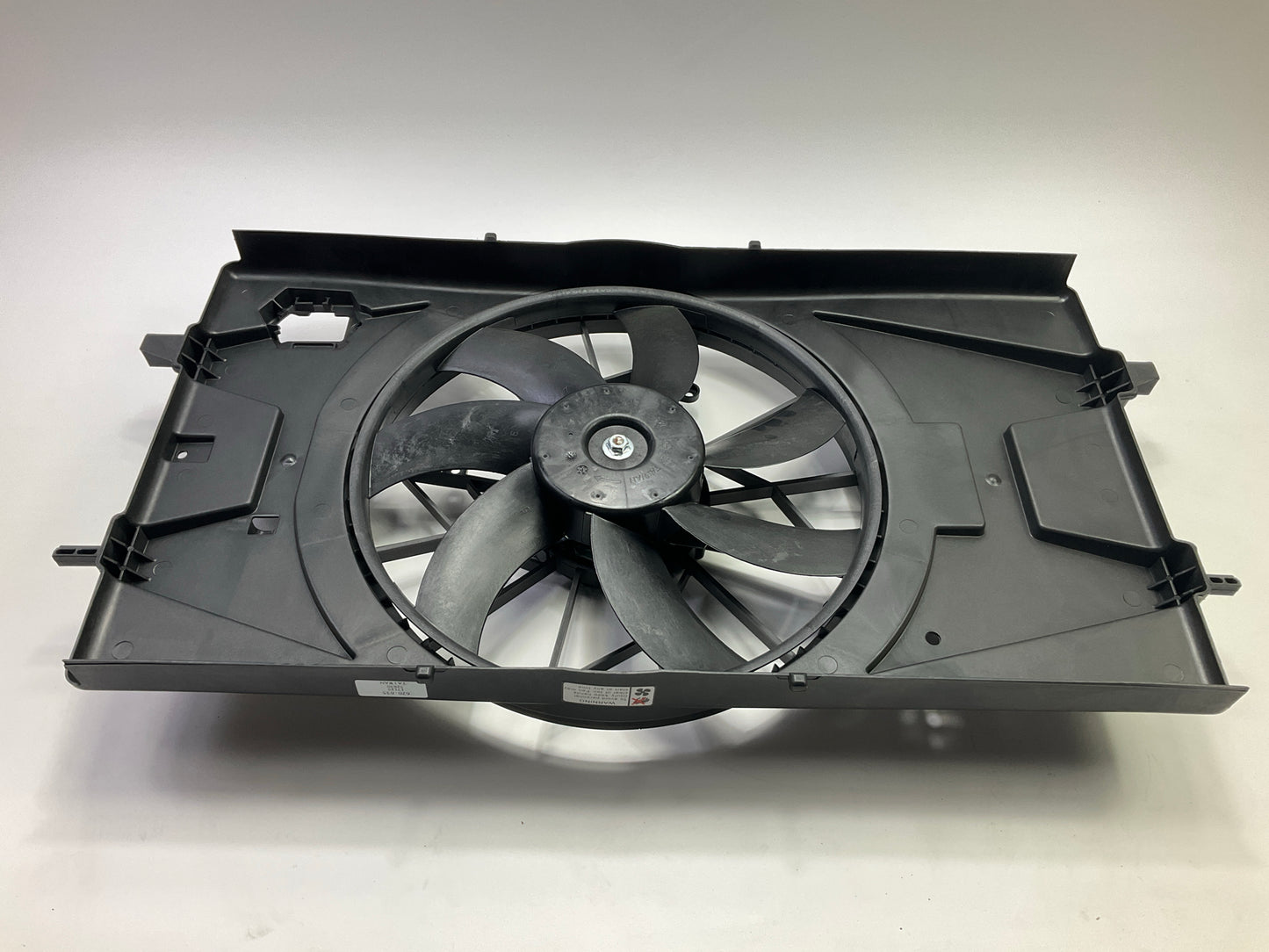 Dorman 620-635 Engine Cooling Fan Assembly