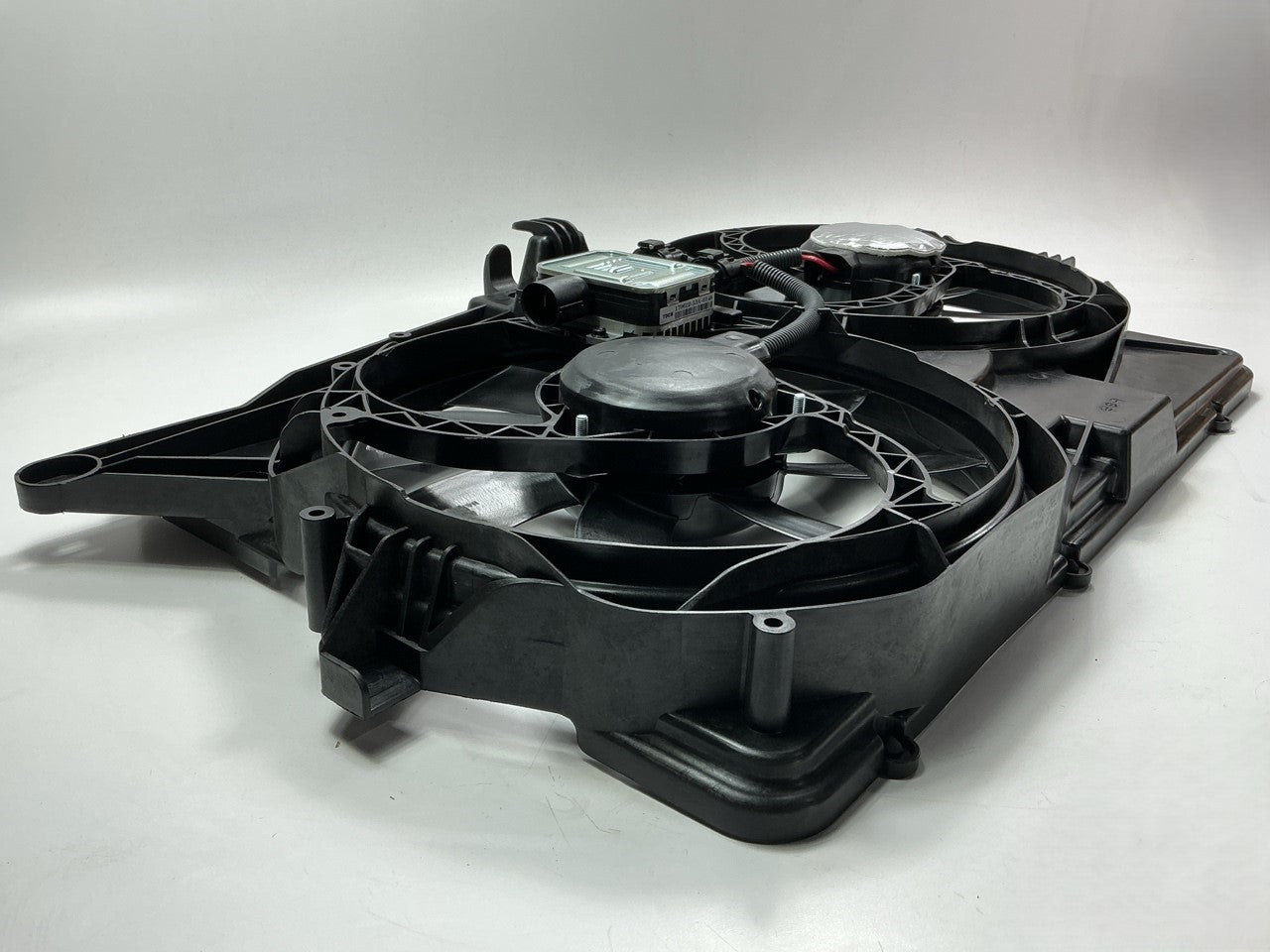 Dorman 621-005 Engine Cooling Fan Assembly For 2009 Ford Flex 3.5L-V6