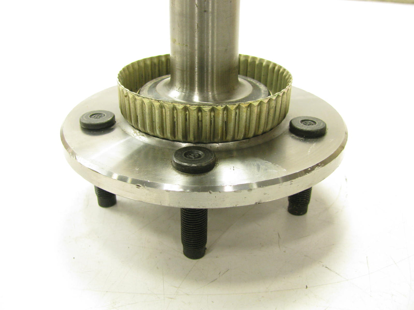 Dorman 630-205 Rear Axle Shaft 1998-2002 Ford Crown Victoria & Lincoln Town Car