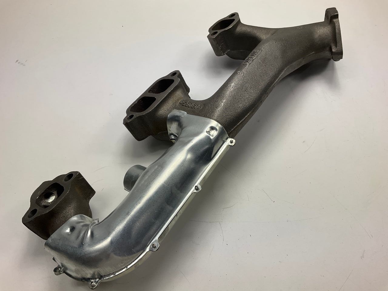 Dorman 674-156 - Exhaust Manifold RIGHT - Missing Gasket And Hardware