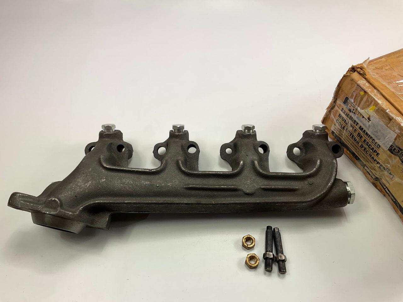 MISSING GASKET - Dorman 674-165 Right Exhaust Manifold