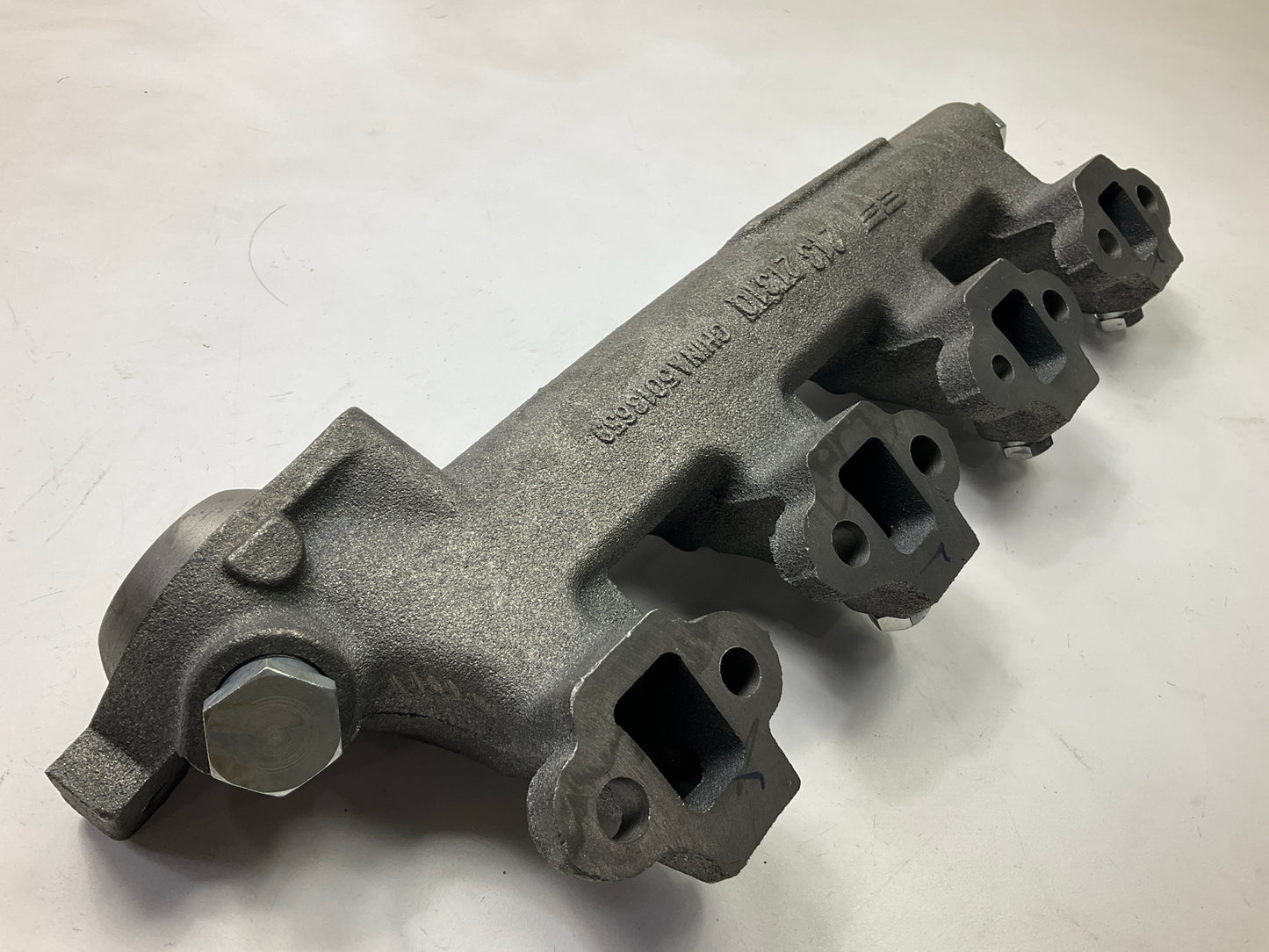 Dorman 674-165 Right Exhaust Manifold For Ford 5.8L V8 OHV